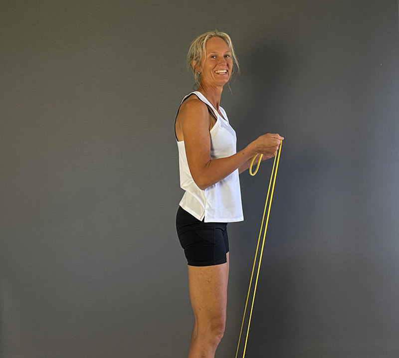 Online personal fitness coach for women Michelle